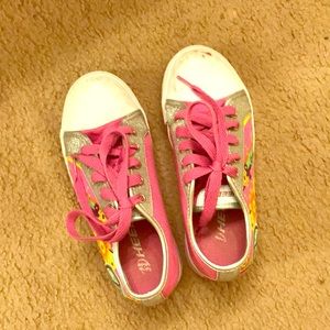 Brand new girl Heely's